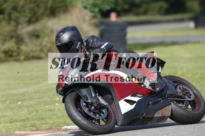 /45 10.08.2025 Plüss Moto Sport ADR/Einsteiger/330